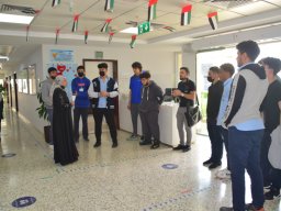 GR-12-Boys giving donation at Sharjah City for HumanitarianServices